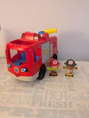 Fisher-Price Little People Fire Truck Toy w/ 2 Firefighter Figures